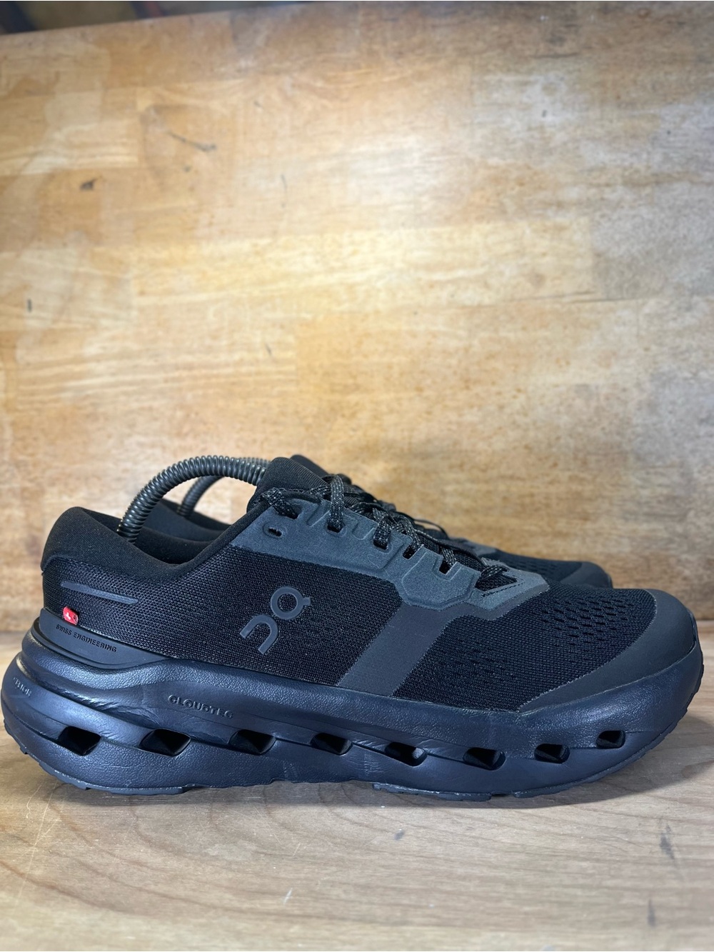 On Cloudrunner 3 REFLECTIVE Womens Size 9.5 Running Shoes Sneakers Black